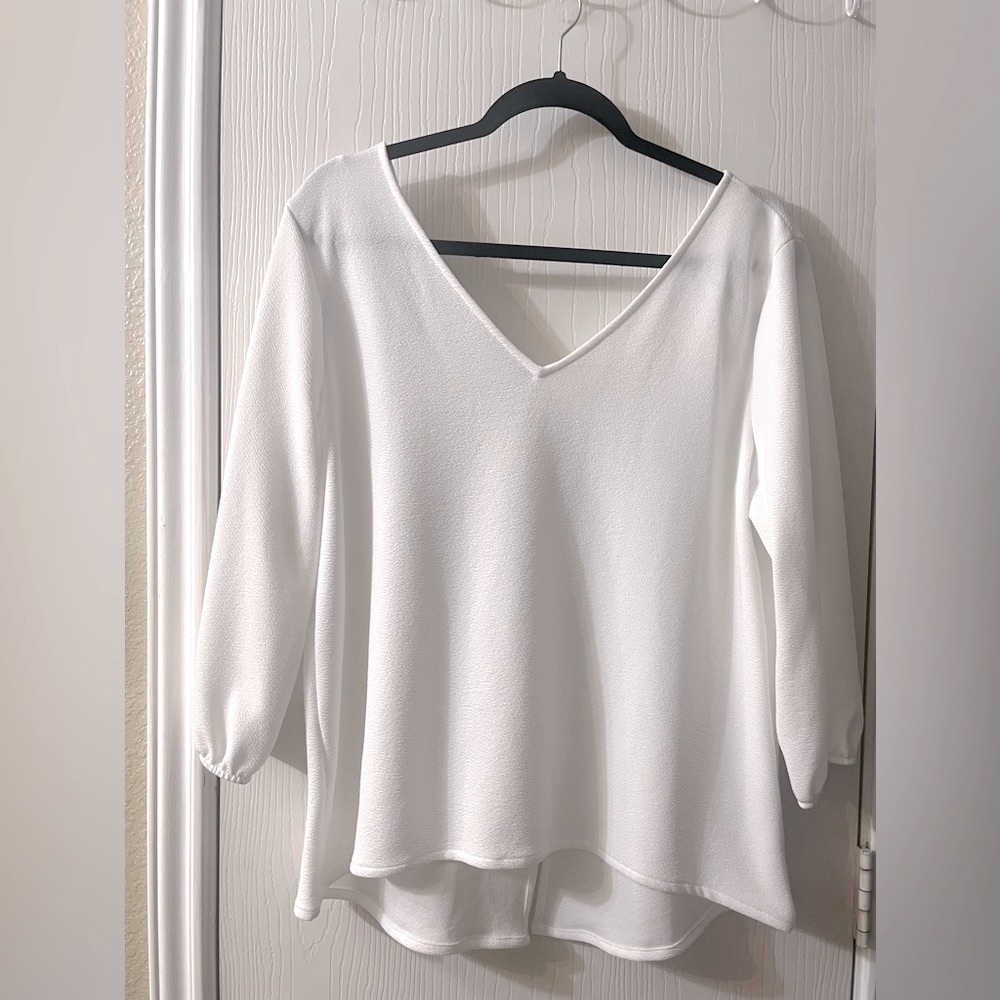 New York & Company White V-Neck Long Sleeve Blouse